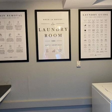 The Delores - 2 Bedroom Apt In Quilt Town, Usa Hamilton 外观 照片